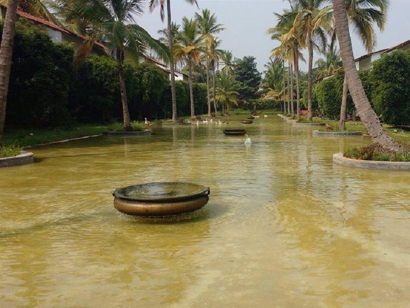 The Windflower Resort & Spa, Mysore Bagian luar foto