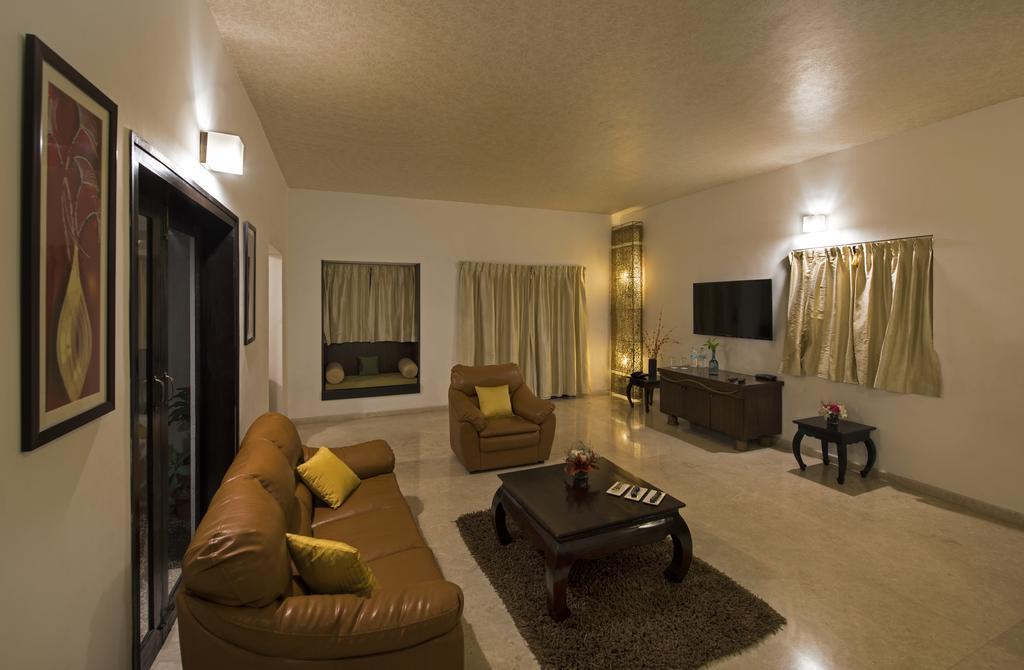 The Windflower Resort & Spa, Mysore Bagian luar foto