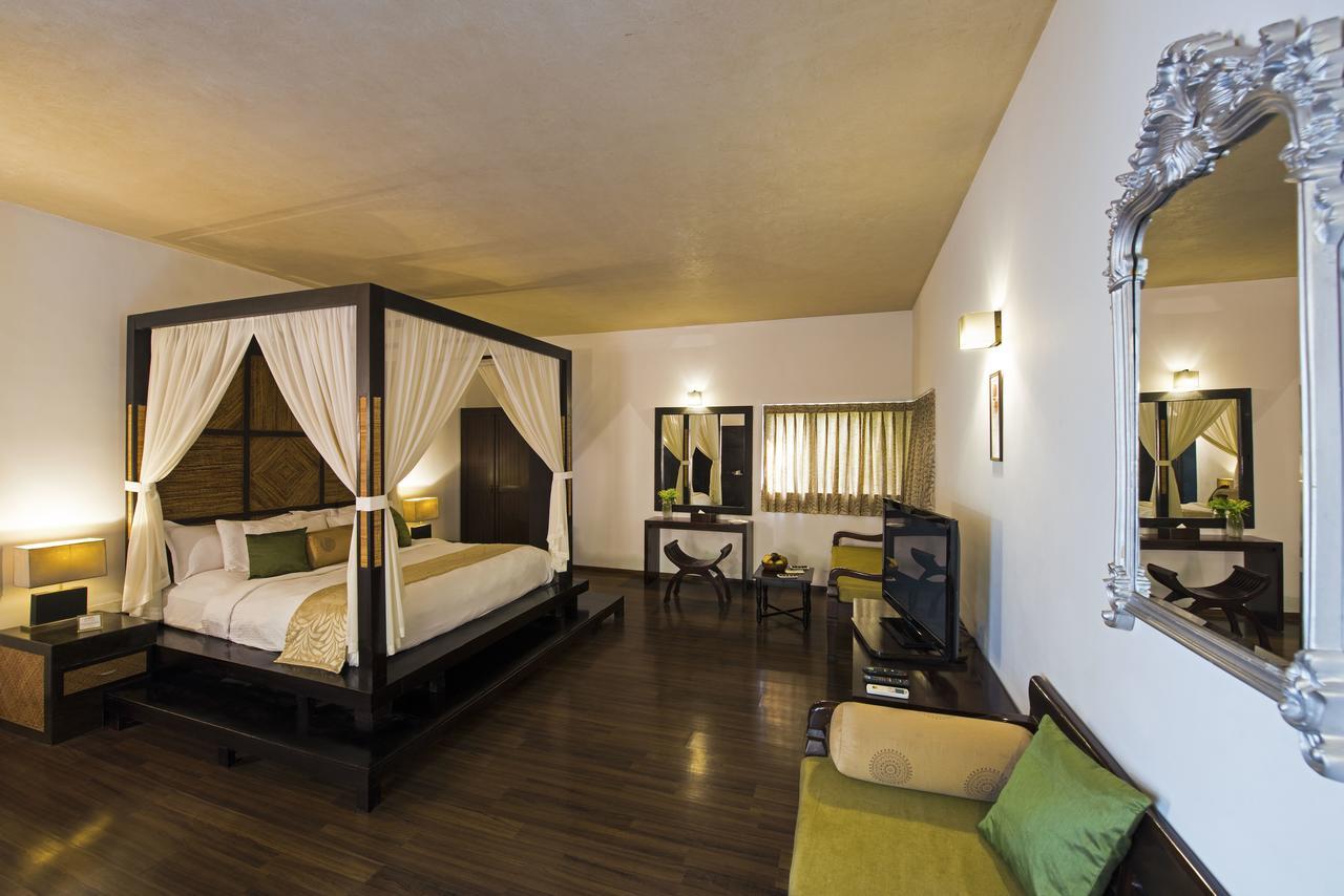 The Windflower Resort & Spa, Mysore Bagian luar foto